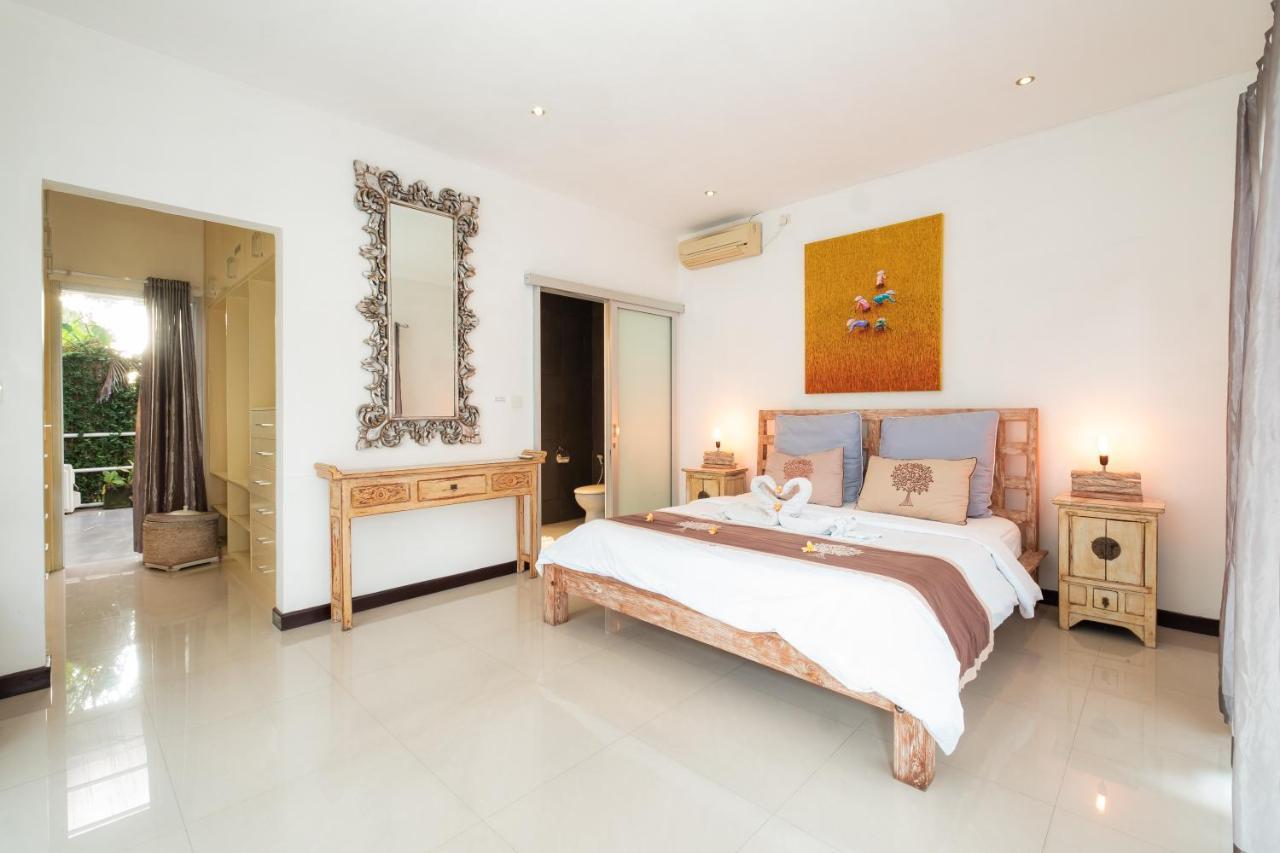 Villa Maya Seminyak Exteriör bild