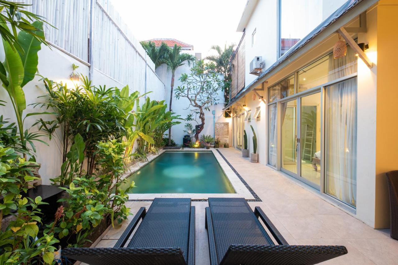 Villa Maya Seminyak Exteriör bild