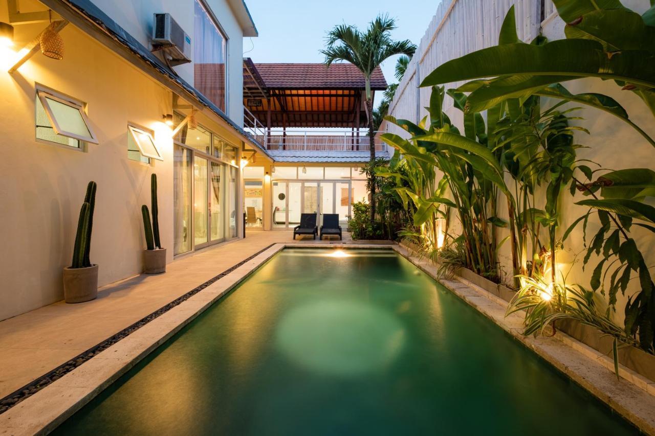 Villa Maya Seminyak Exteriör bild